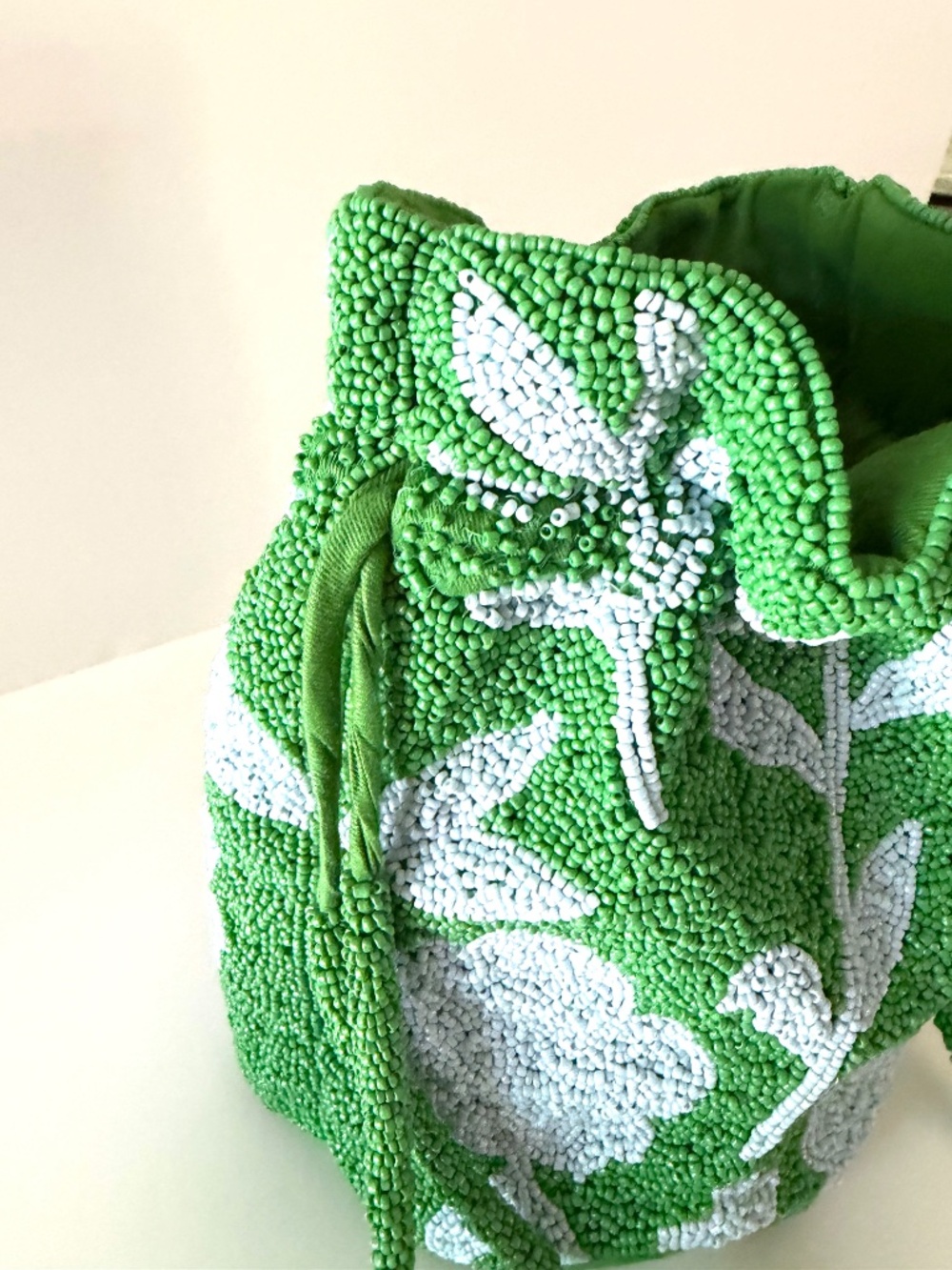 Kate Spade x Target Beaded Classic Rose Drawstring Bucket Purse - Picture 3 of 9